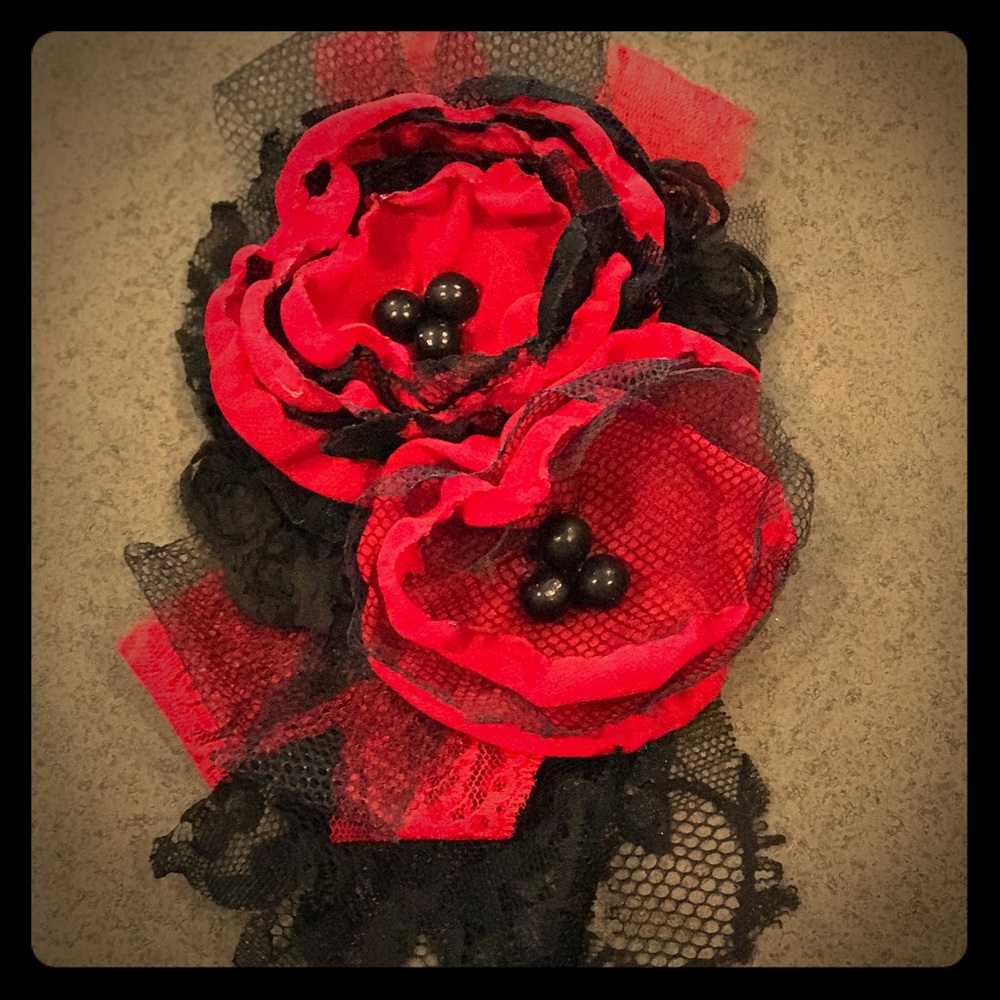 Beautiful handmade flower pin!